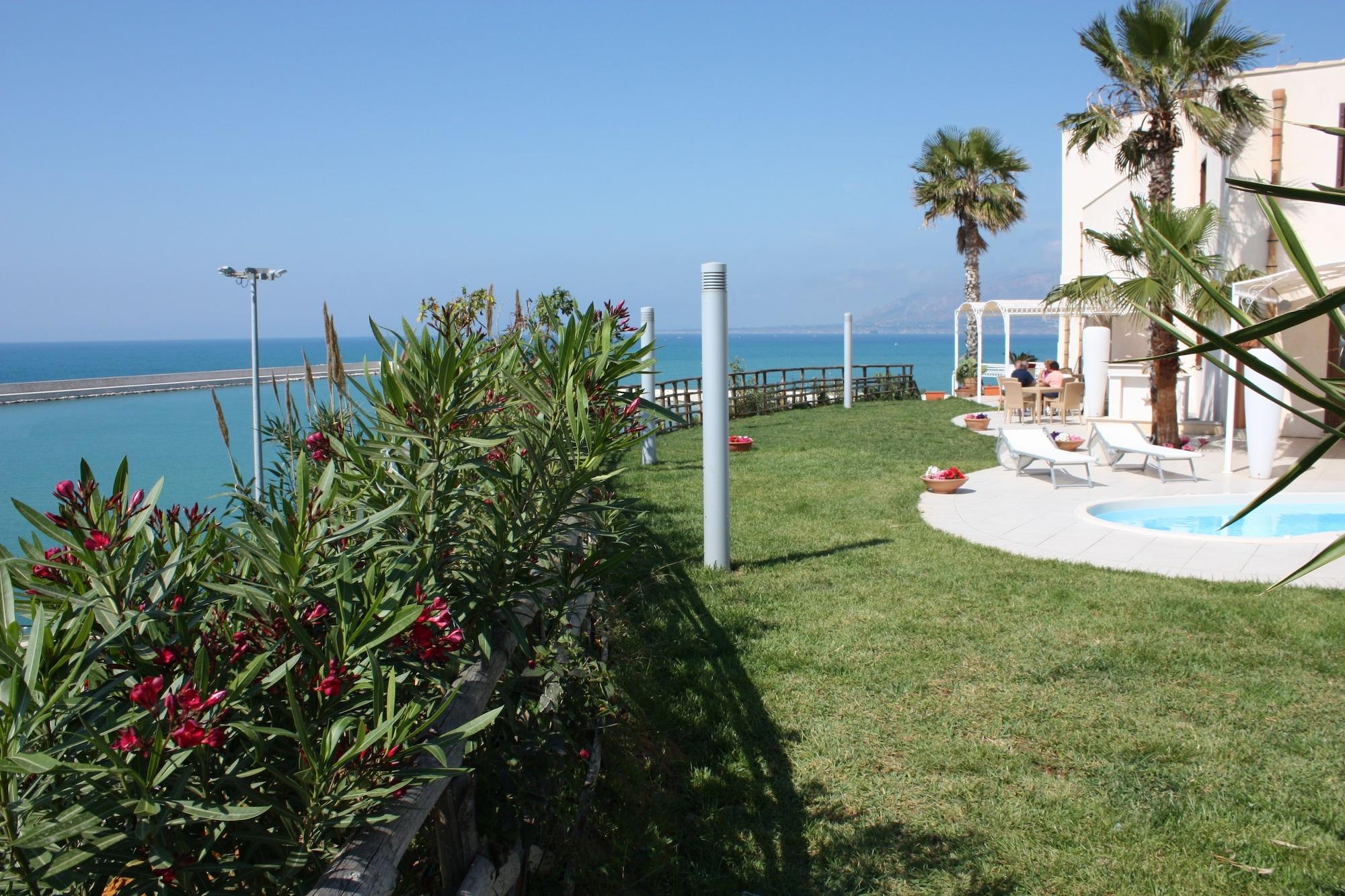 Marina Holiday & Spa Balestrate Exterior photo